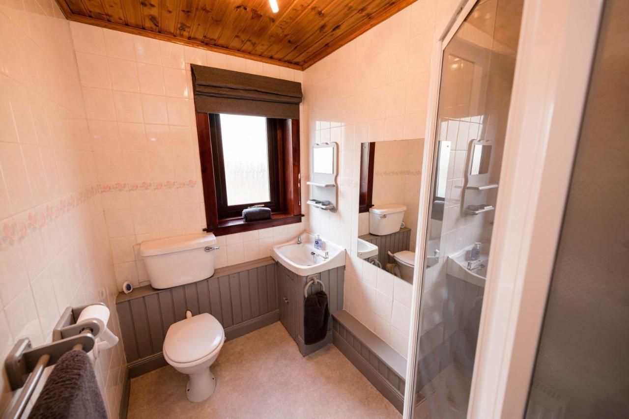 Glen Nevis View Villa ฟอร์ตวิลเลียม ภายนอก รูปภาพ